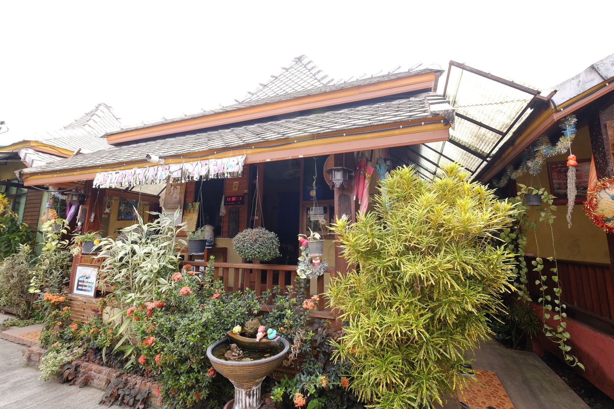 Huen Kham Kong Guesthouse Mae Sariang Exterior photo